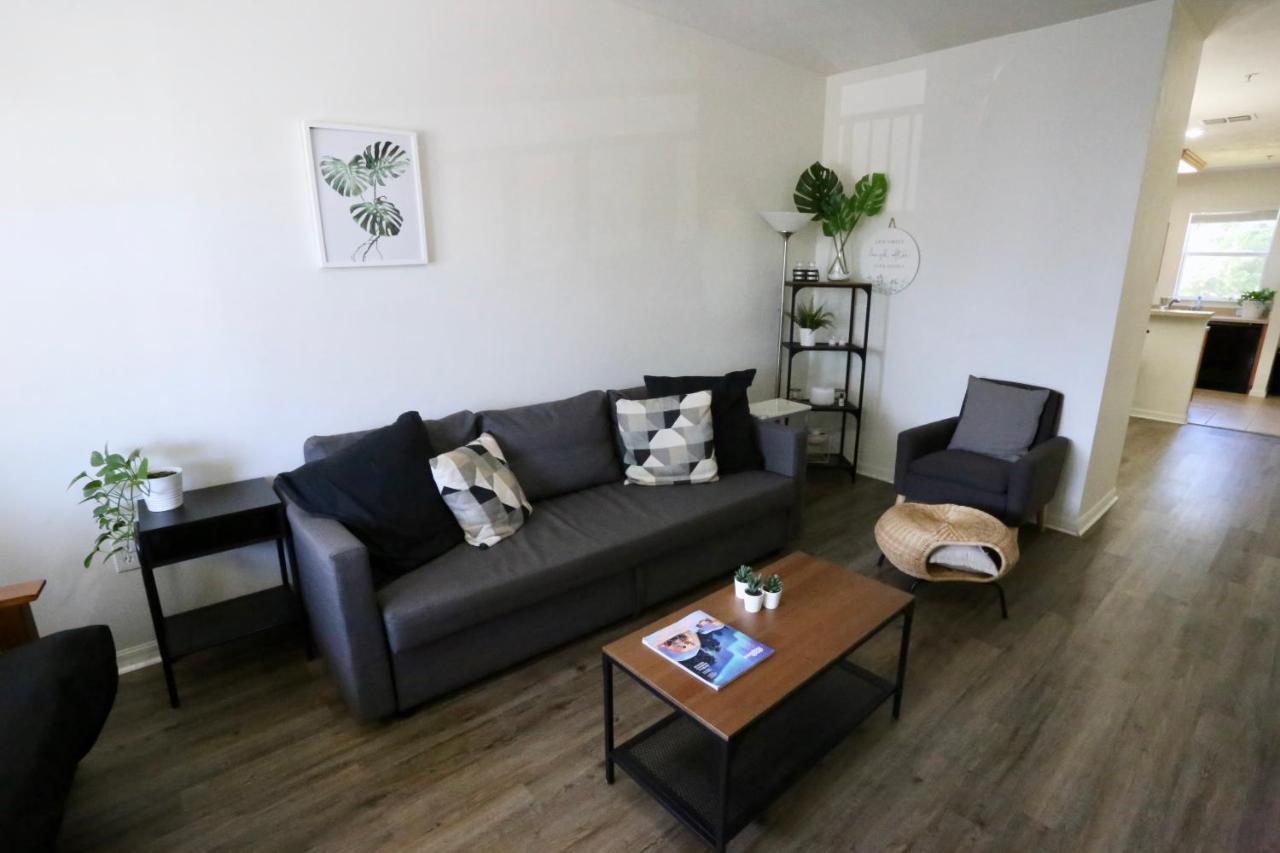 Oaks Modern & Comfy Condo In The Perfect Location Gainesville Exterior photo